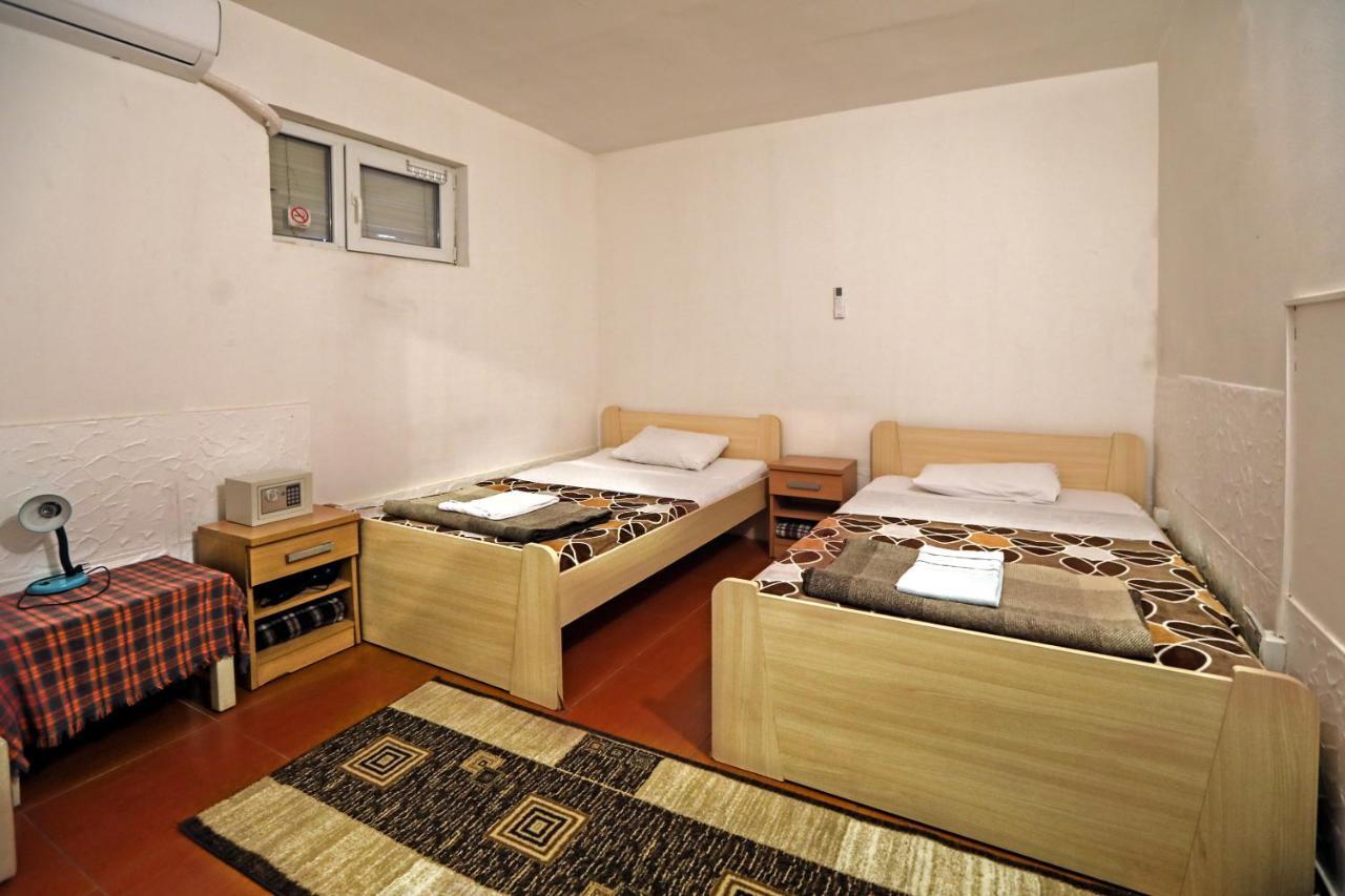 Hostel 42 Skopje Eksteriør bilde