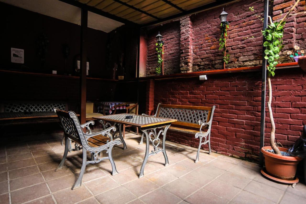 Hostel 42 Skopje Eksteriør bilde