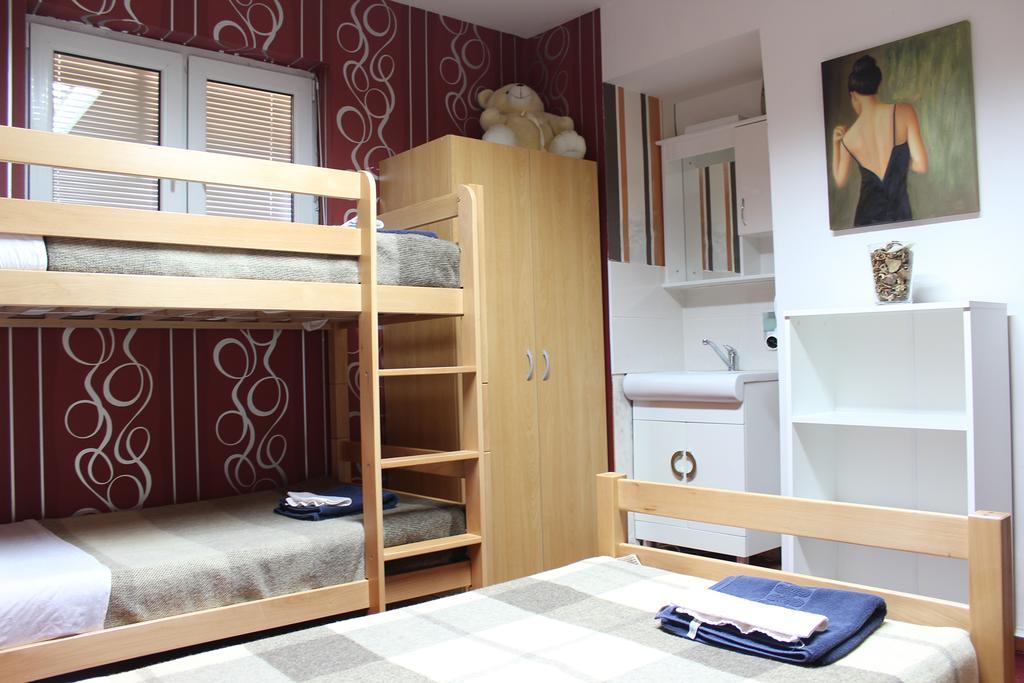 Hostel 42 Skopje Rom bilde